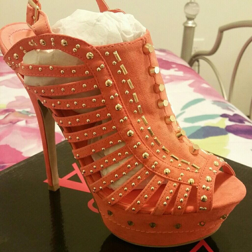 Coral/Gold heels